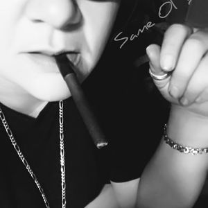 Meet your Posher, Bobbie